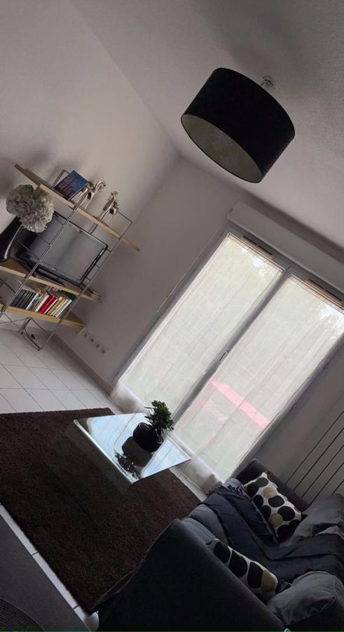 Sejour Cosy Au Bord Des Rives Du Lez, 2 Personnes, Wifi, Parking Prive Монпелье Экстерьер фото